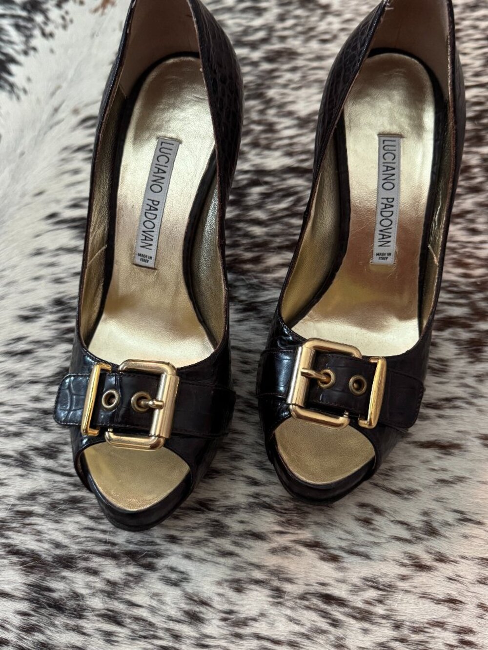 Luciano Padovan Brown Croc-Embossed Peep-Toe Pumps Size 37.5